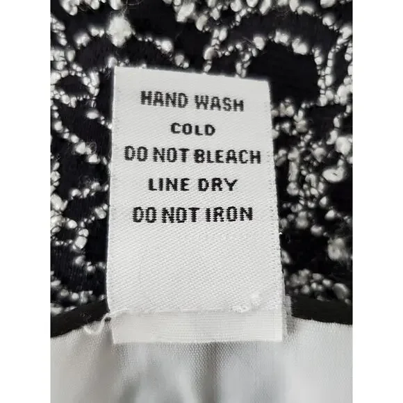 STUDIO 1940 Women's Black & White Sleeveless Top Sz L - Picture 8 of 8